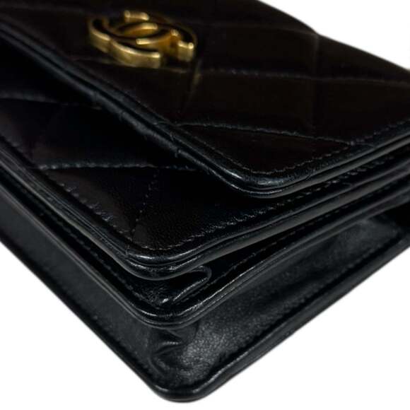 CHANEL Authentic Black Lambskin Leather Wallet - Picture 12 of 16